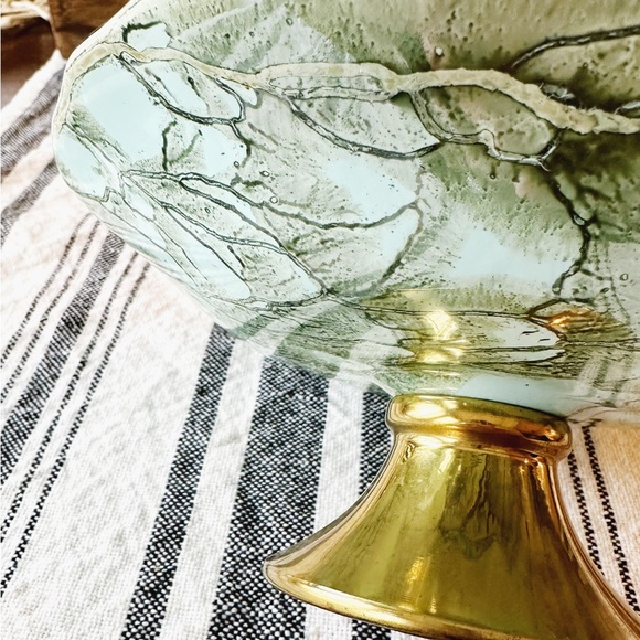 MCM Delft Hand painted brass pedestal bowl - Picture 3 of 8